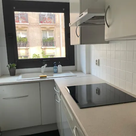 Proche Tour Eiffel * 巴黎